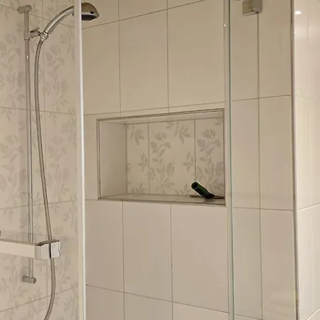 Am Ryschbaechli Appartement-fewo- Dusche Oder Bad- Wc 6-bettwohnung By Interhome * 茨魏西门